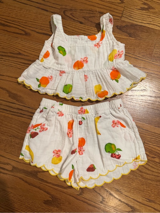 Old Navy Other - Old Navy White Fruit-Print Tank Top & Shorts Set with Yellow Trim
